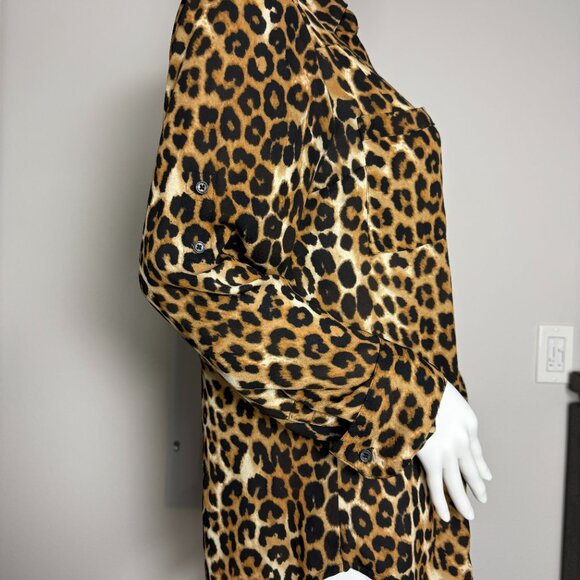 Express The Portofino Shirt Women's Button Up Collared V-Neck Blouse Size M - Picture 8 of 8